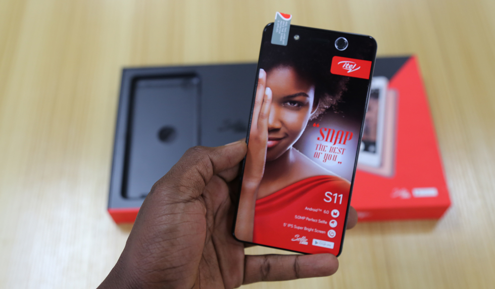 itel-s11-package-unboxing